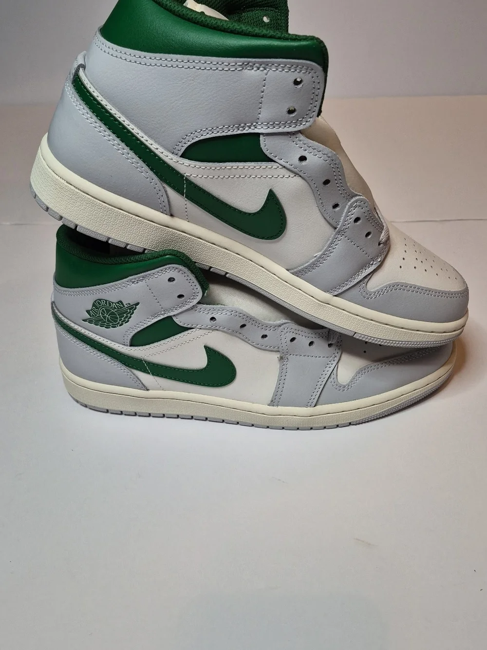 Air Jordan 1 Mid